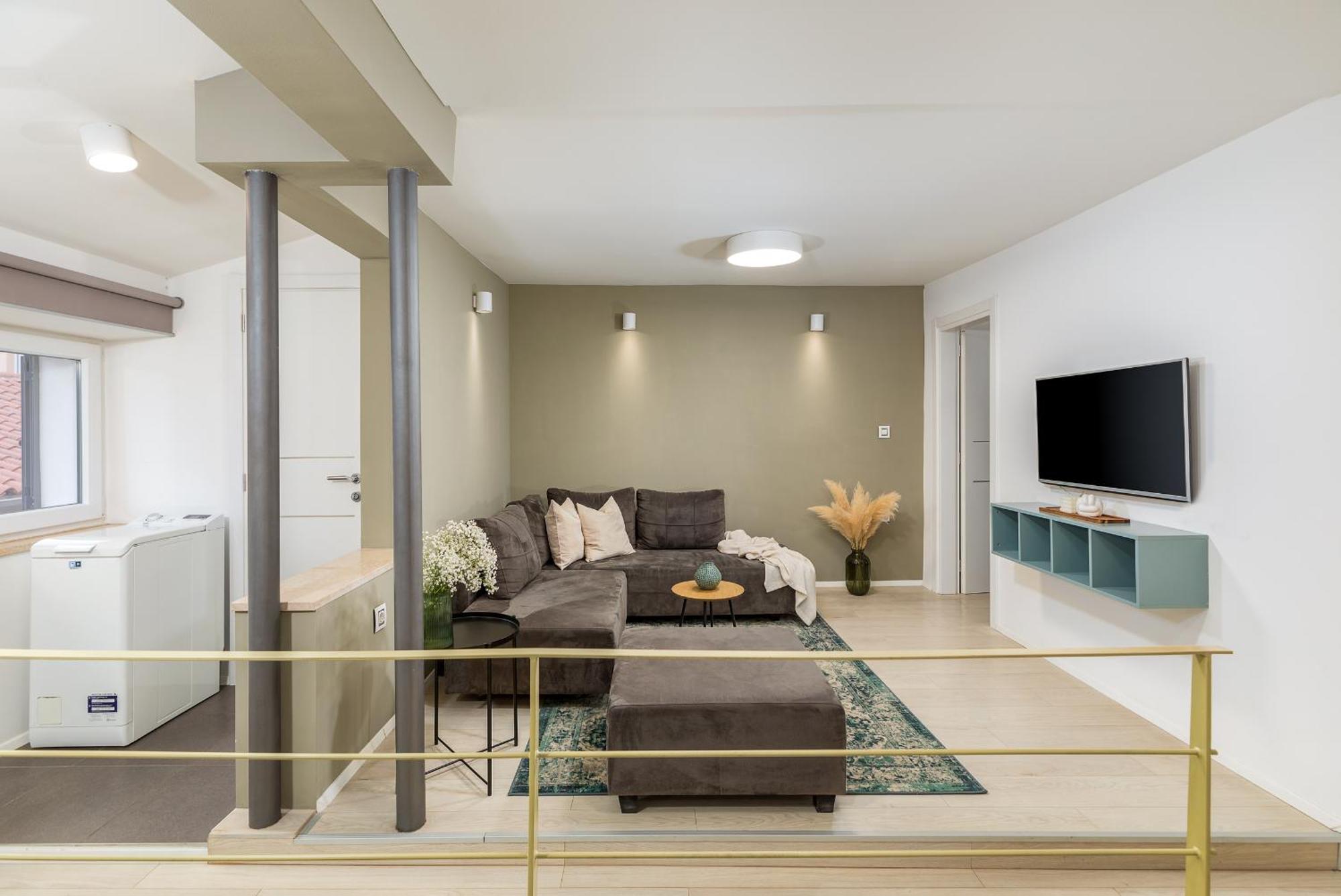 Unique Apartment Пула Екстериор снимка