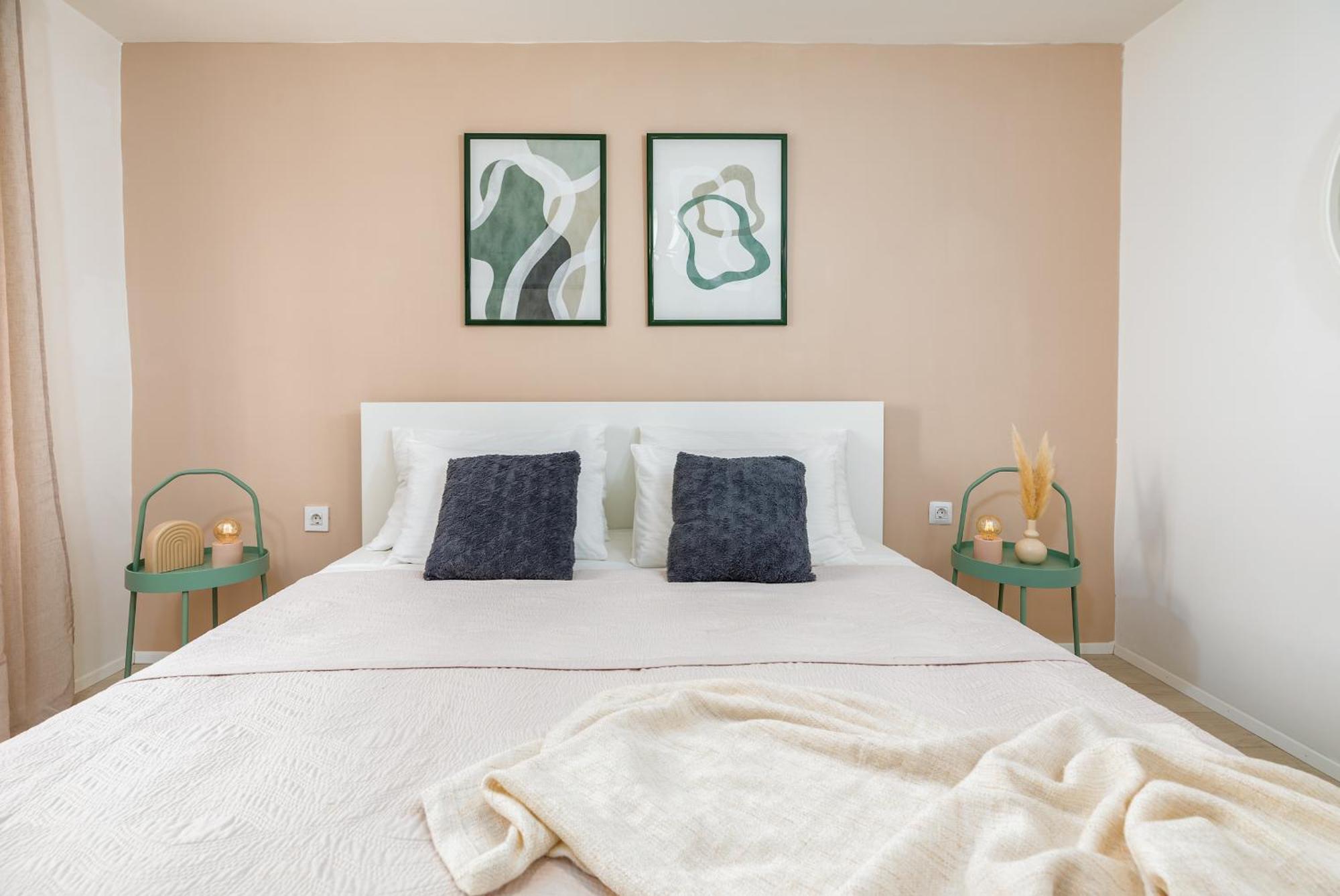 Unique Apartment Пула Екстериор снимка